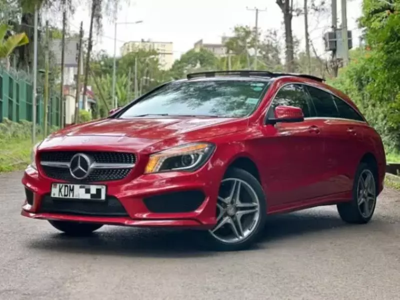 Mercedes-Benz CLA 180   - 2016