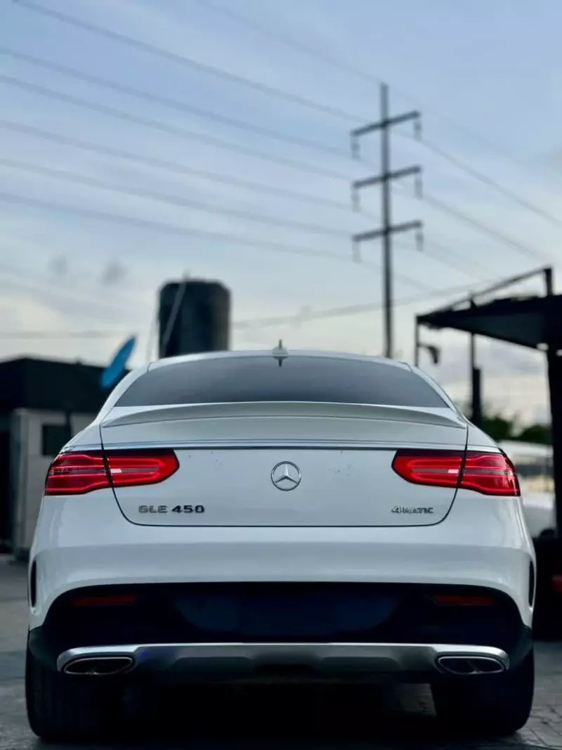 Mercedes-Benz GLE 450   - 2016