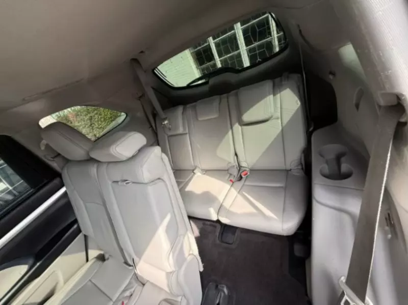 Toyota Highlander   - 2014