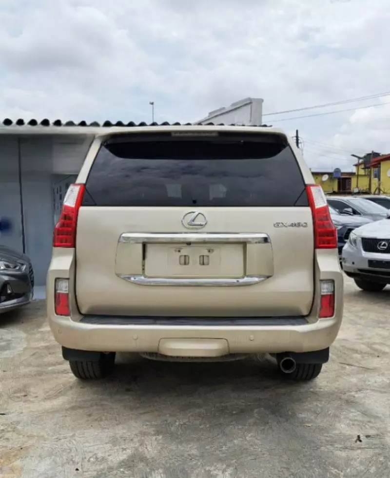 Lexus GX 460   - 2013