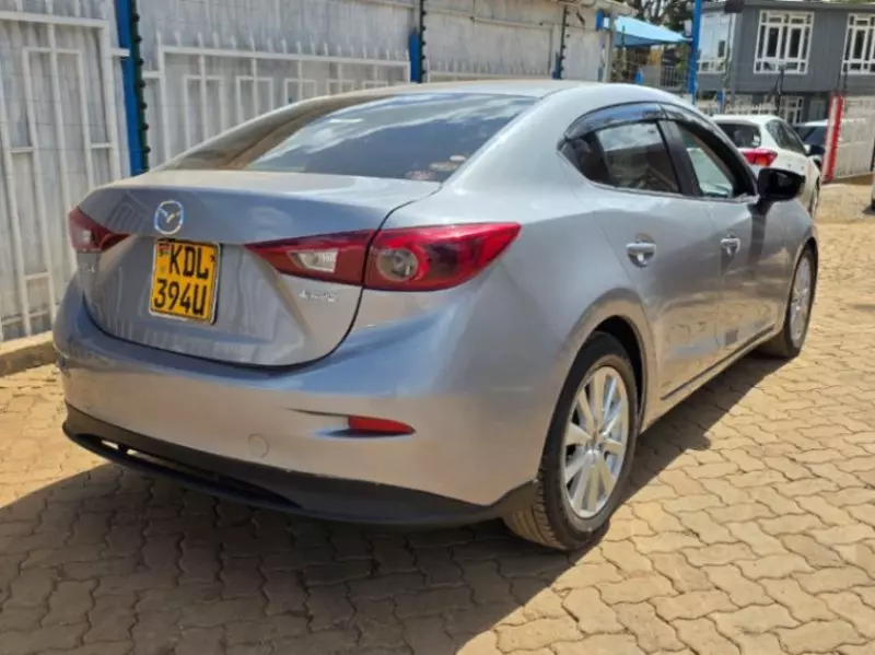 Mazda Axela    - 2016