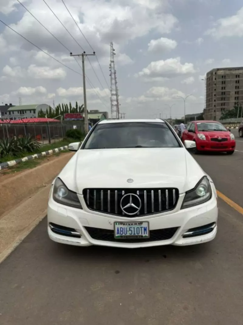 Mercedes-Benz C 350   - 2012