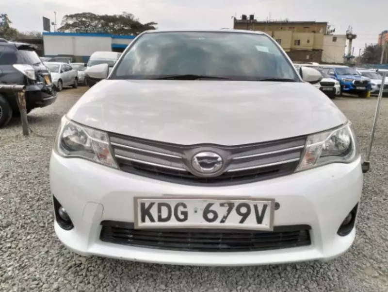 Toyota Axio    - 2014