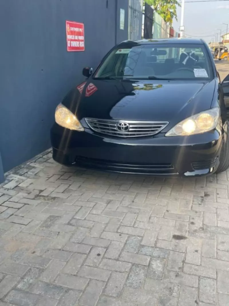 Toyota camry   - 2006