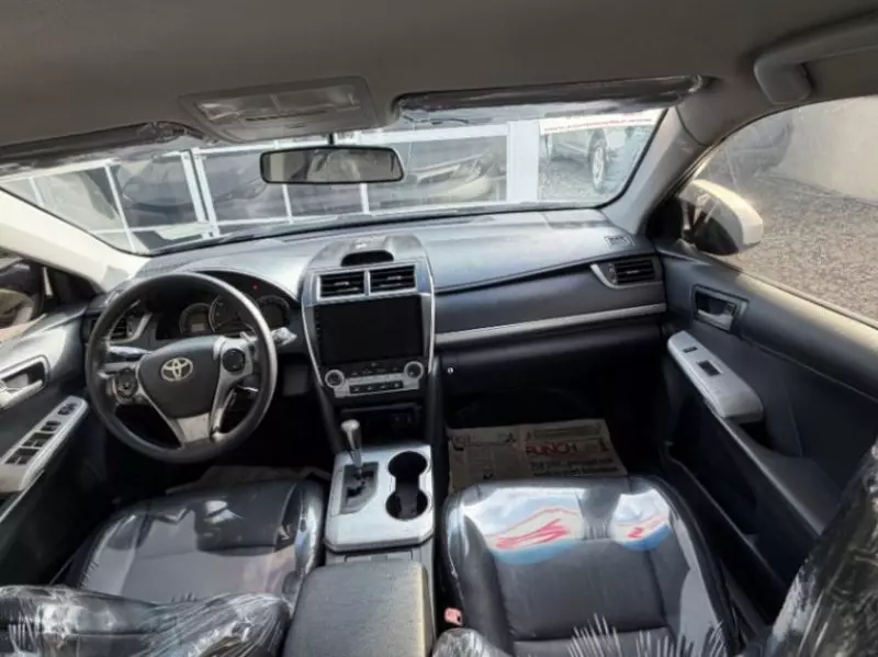 Toyota Camry   - 2013