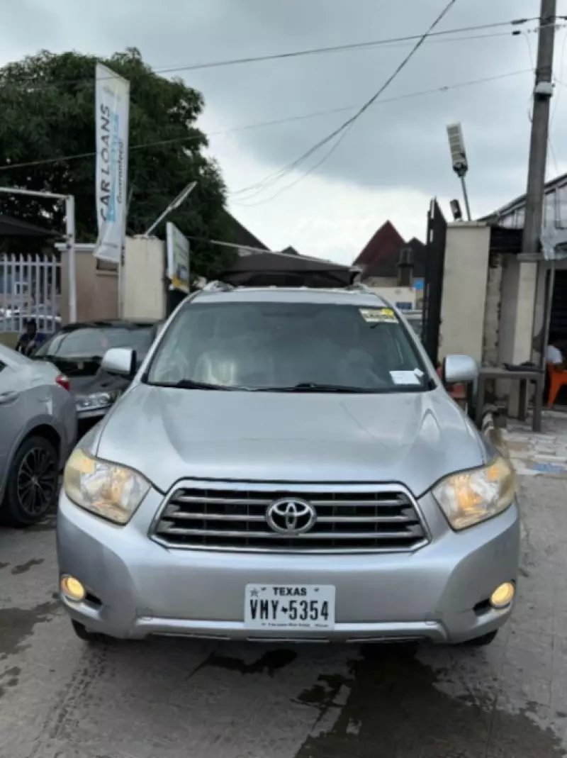 Toyota Highlander   - 2009