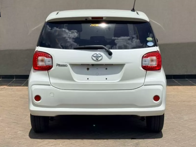 Toyota Passo   - 2018