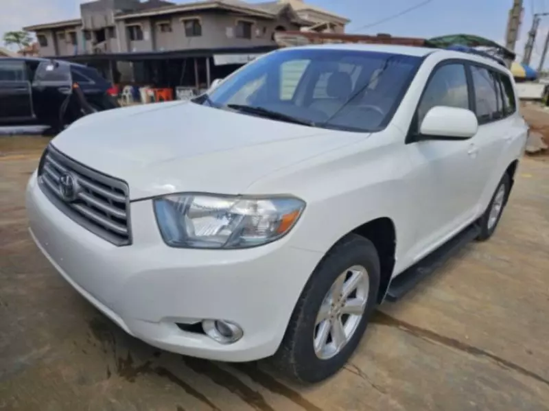 Toyota Highlander   - 2009