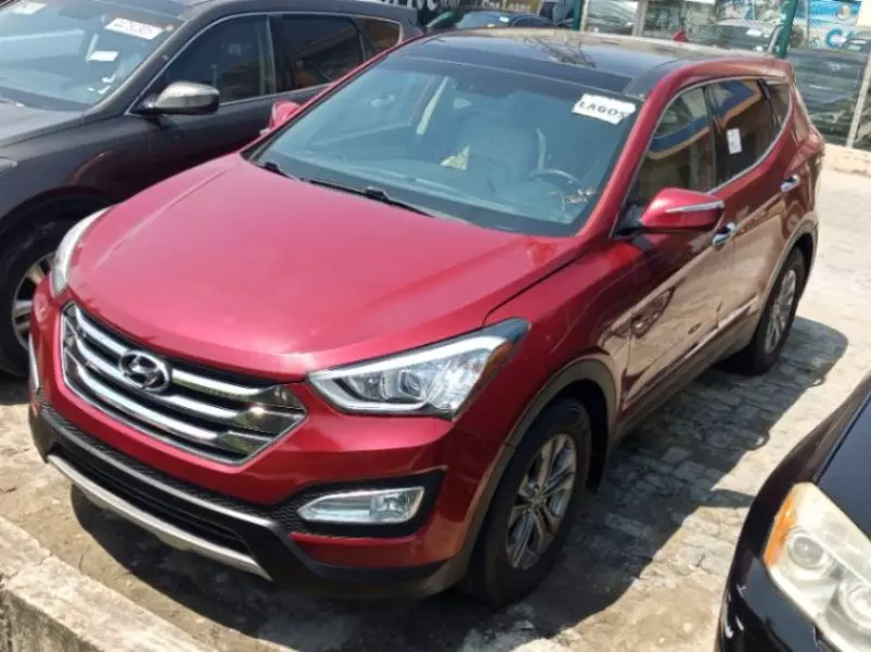 Hyundai Santa Fe   - 2013