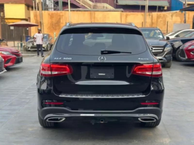 Mercedes-Benz GLC 300