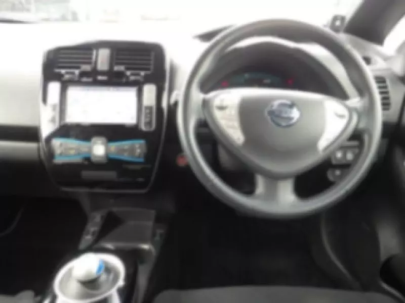 Nissan Leaf   - 2016