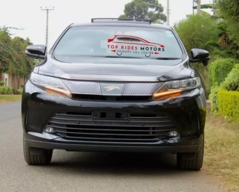 Toyota Harrier   - 2019