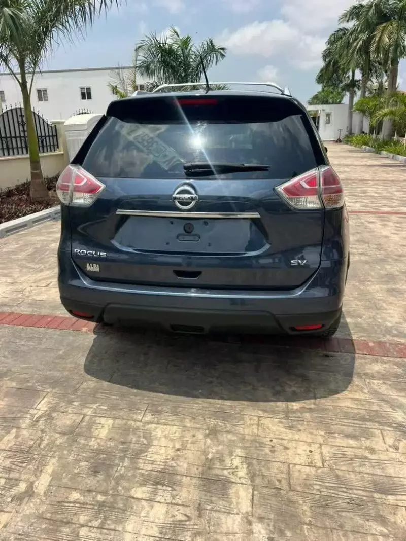 Nissan Rogue   - 2016