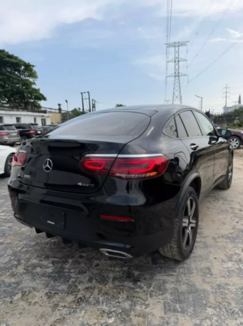 Mercedes-Benz GLC 300