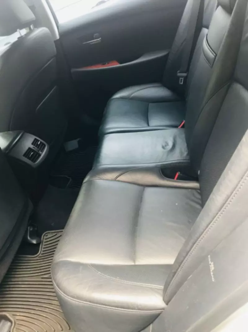 Lexus ES 350   - 2012