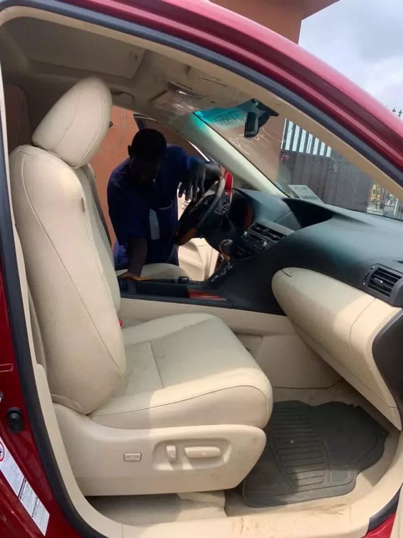 Lexus RX 350   - 2010