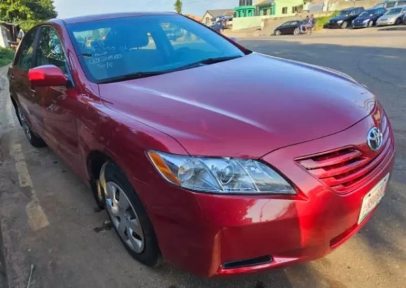 Toyota Camry   - 2007