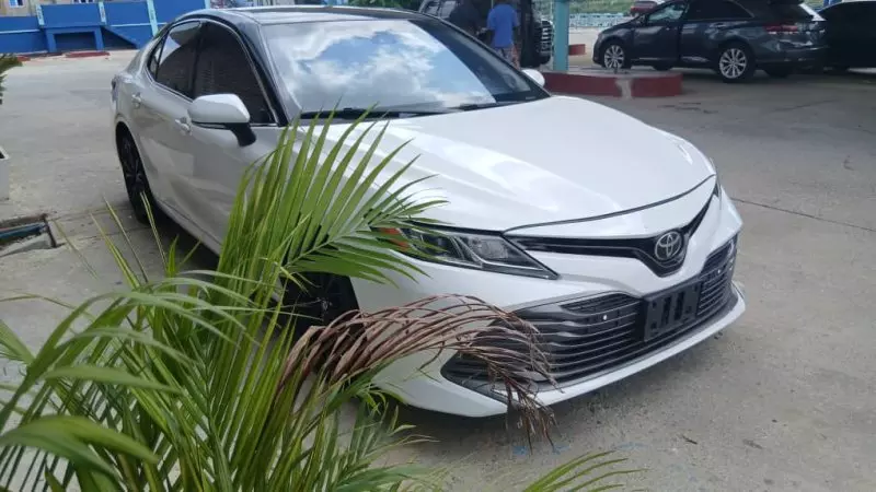 Toyota Camry   - 2018