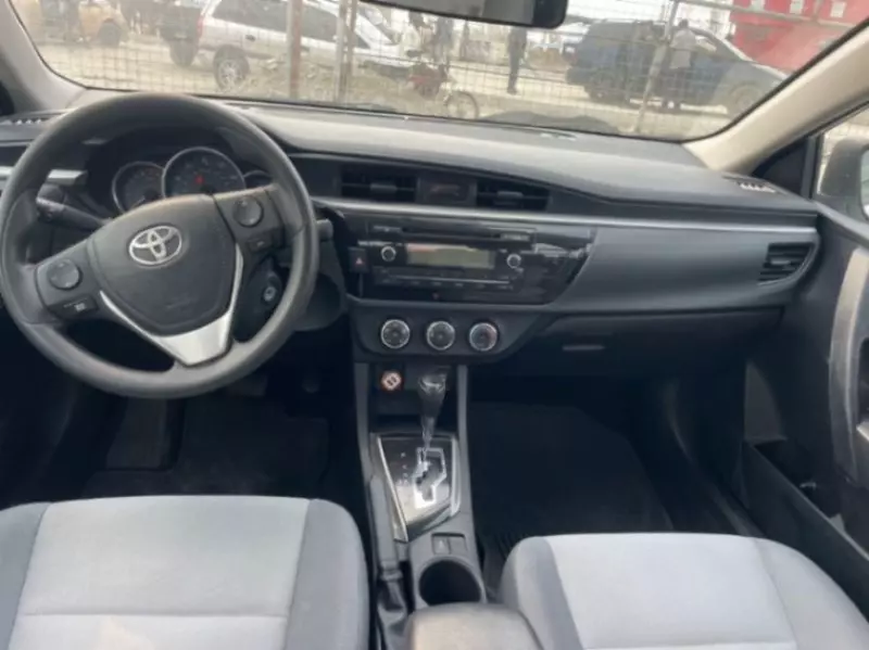Toyota Corolla   - 2014