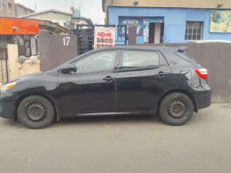 Toyota Matrix   - 2009