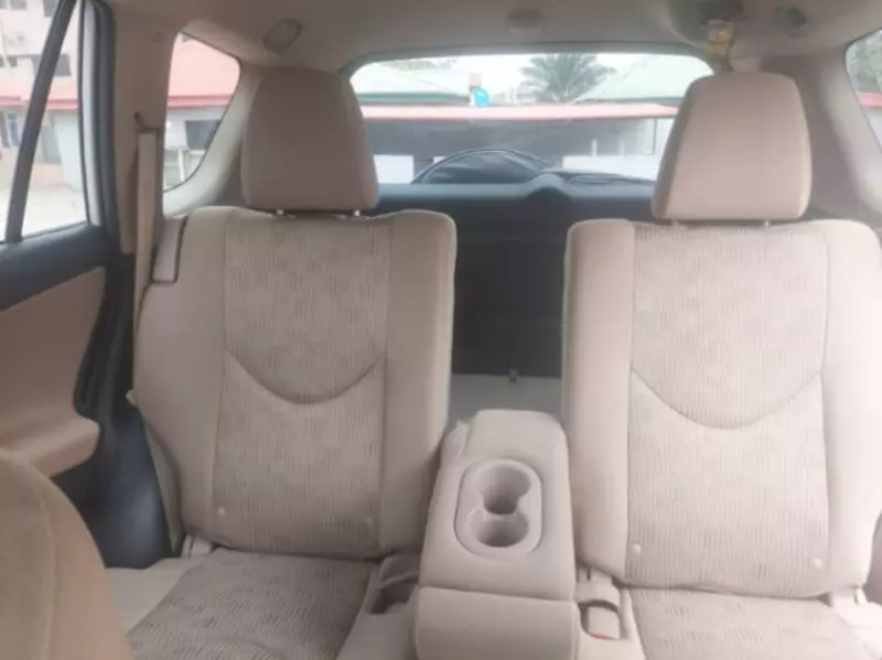 Toyota RAV4   - 2014