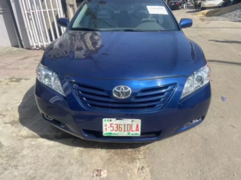 Toyota Camry   - 2007