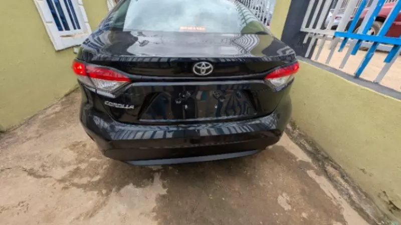 Toyota Camry   - 2020