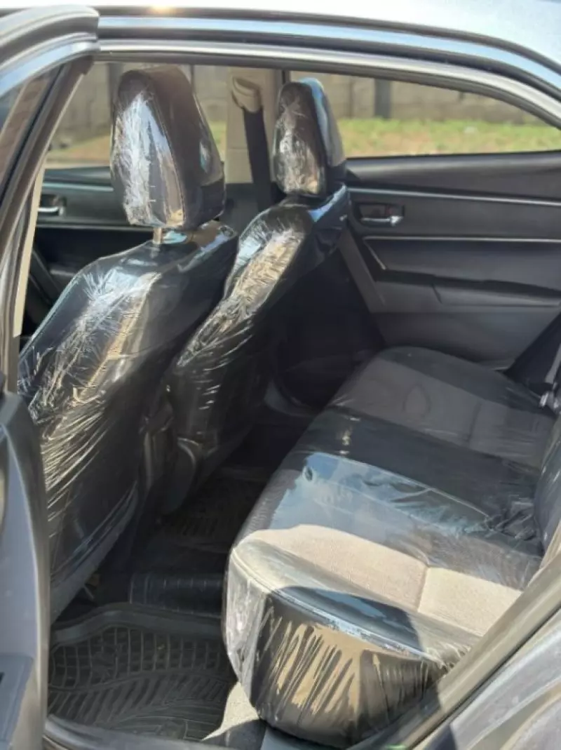 Toyota Corolla   - 2014
