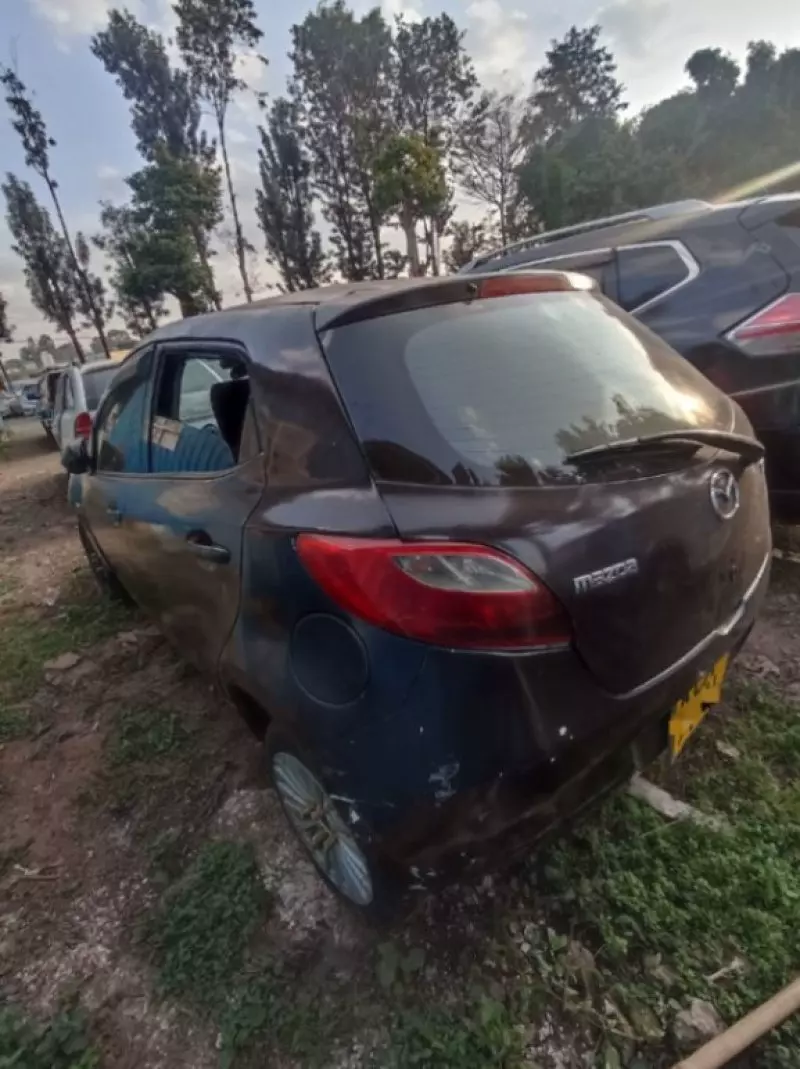 Mazda Demio   - 2010