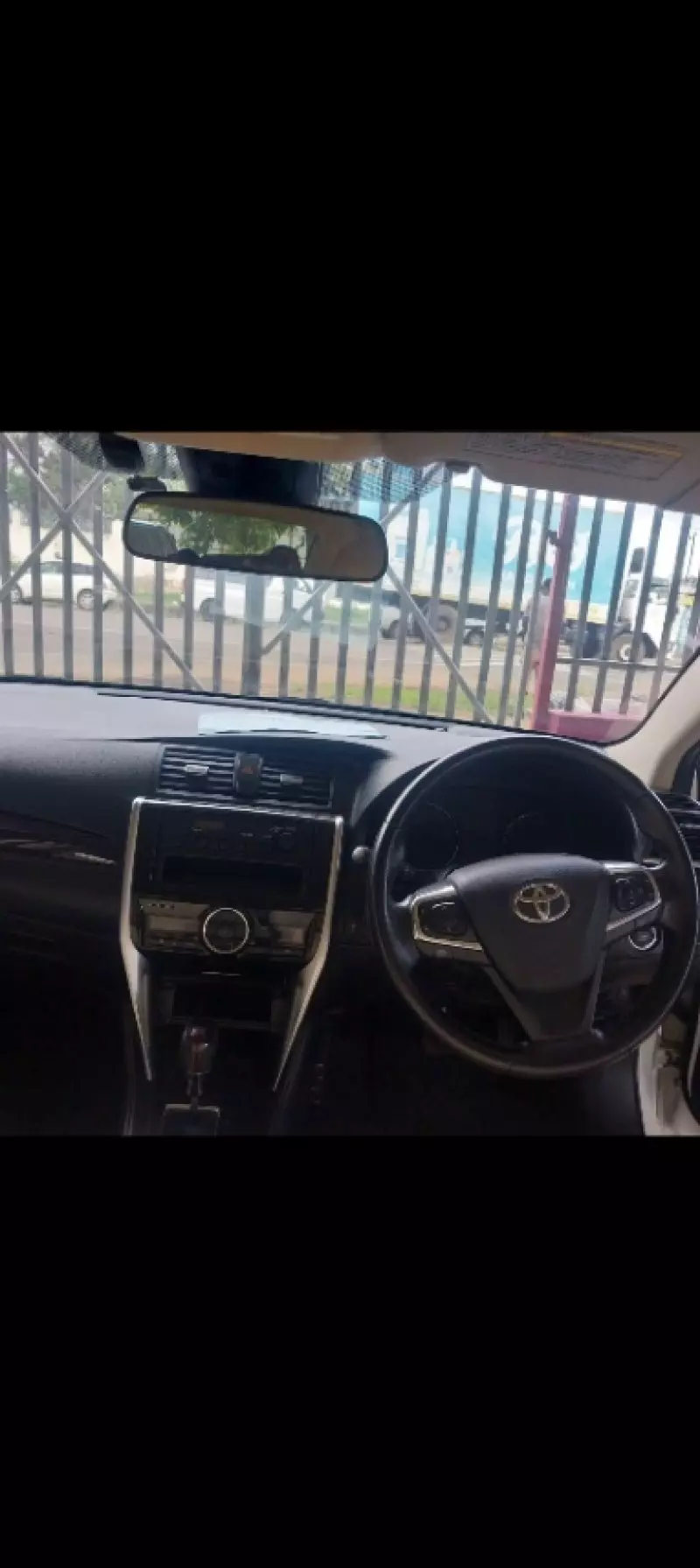 Toyota Premio    - 2016