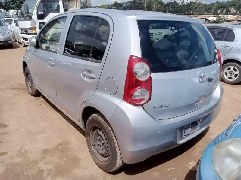 Toyota Passo   - 2014