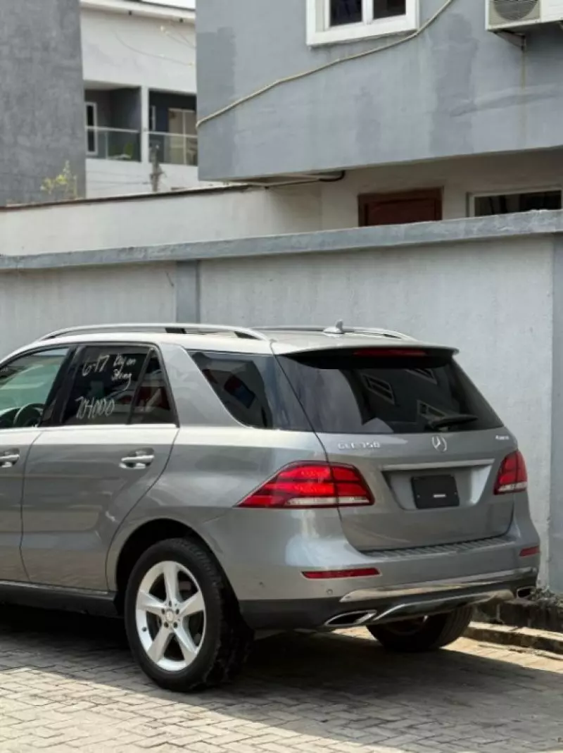 Mercedes-Benz GLE 350   - 2016