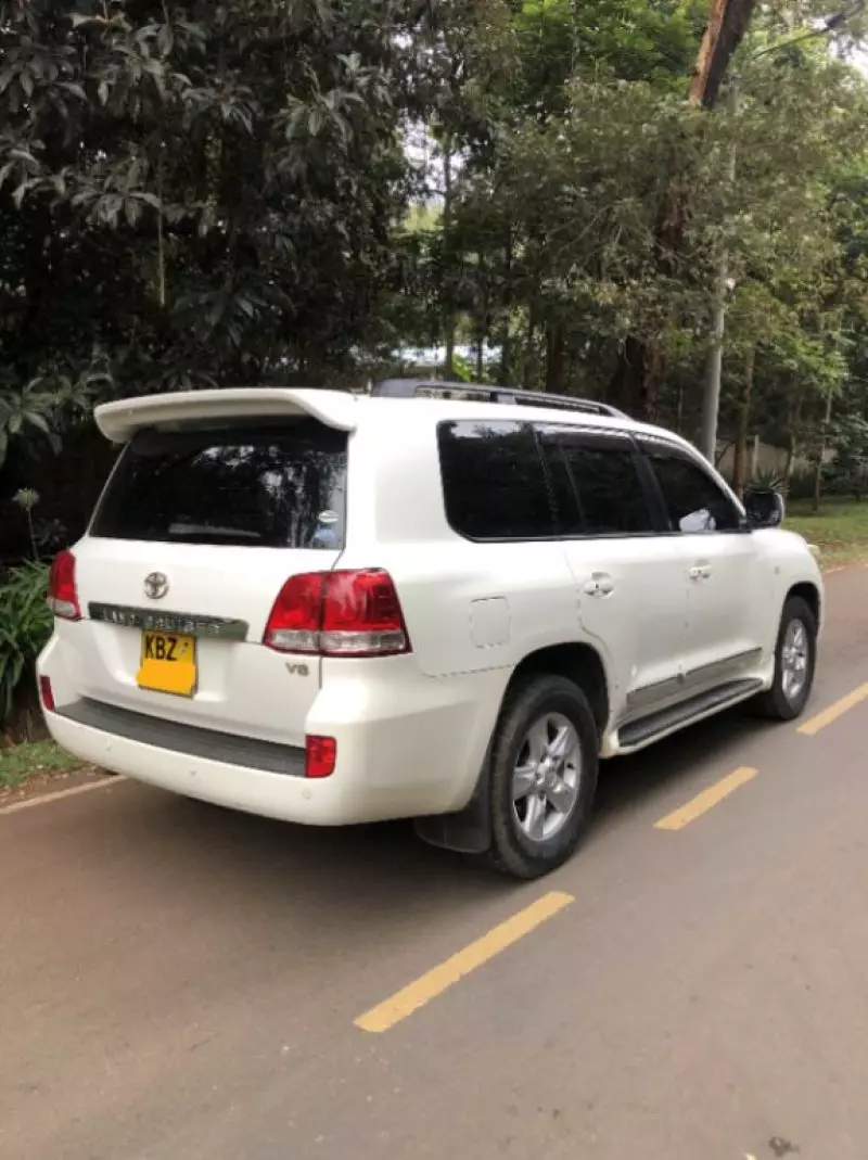 Toyota Land Cruiser   - 2009