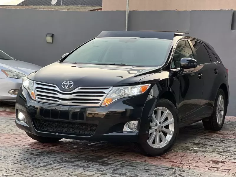 Toyota Venza   - 2011