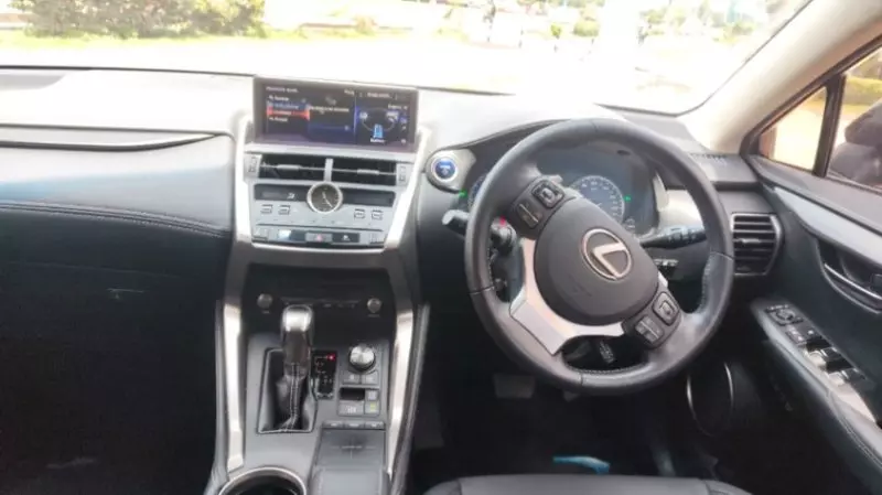 Lexus NX 300   - 2018