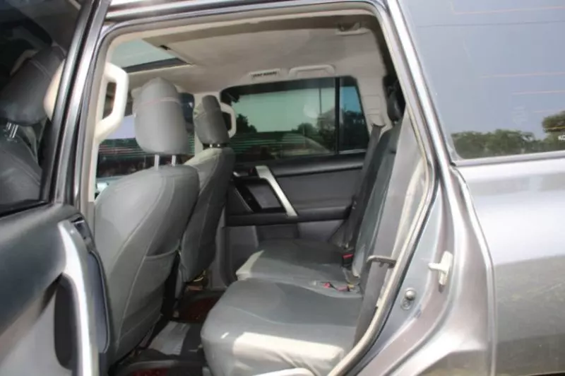 Toyota Landcruiser Prado   - 2011
