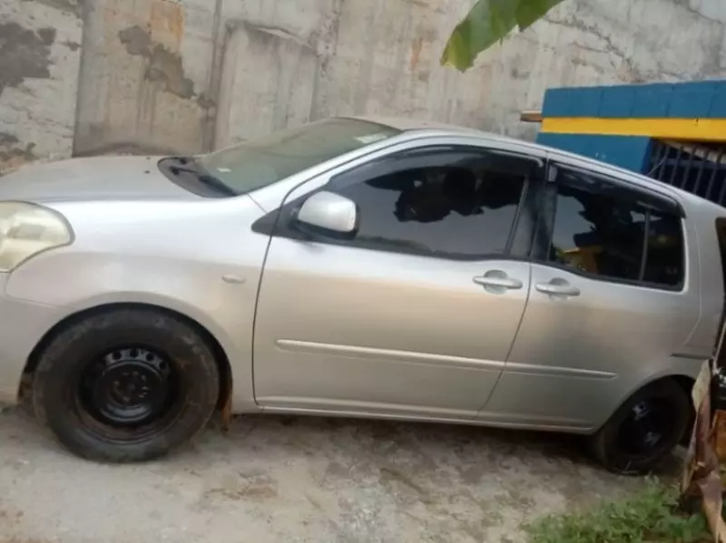 Toyota Raum    - 2008