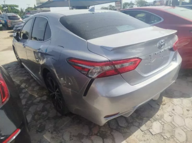 Toyota Camry   - 2019