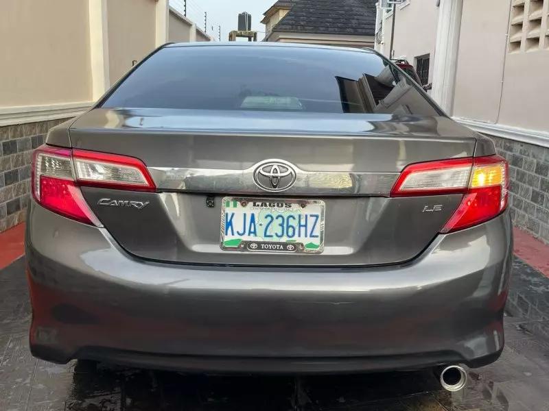 Toyota Camry   - 2013