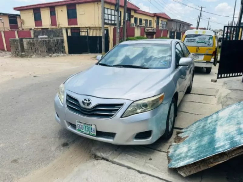 Toyota Camry   - 2007