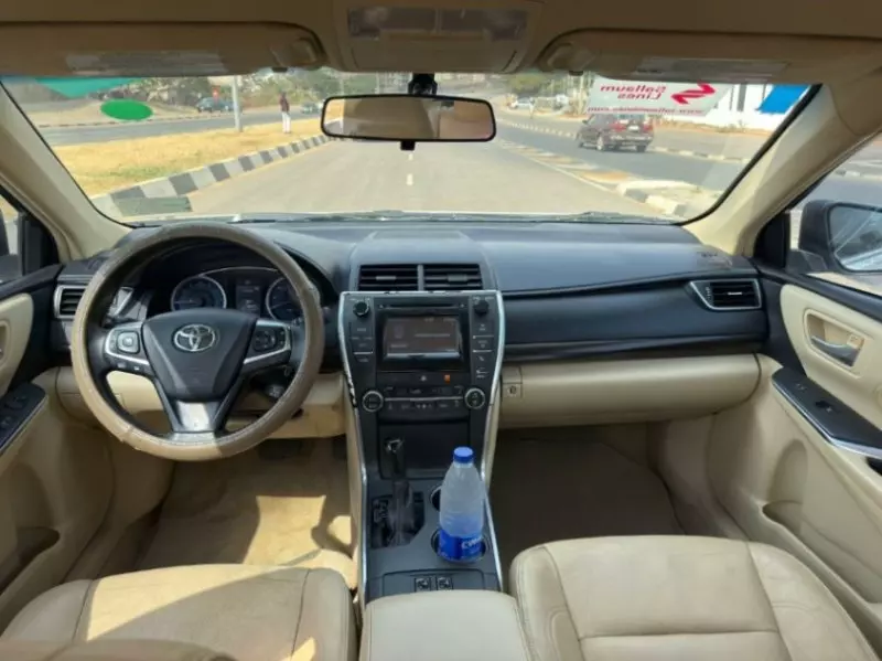 Toyota Camry   - 2015