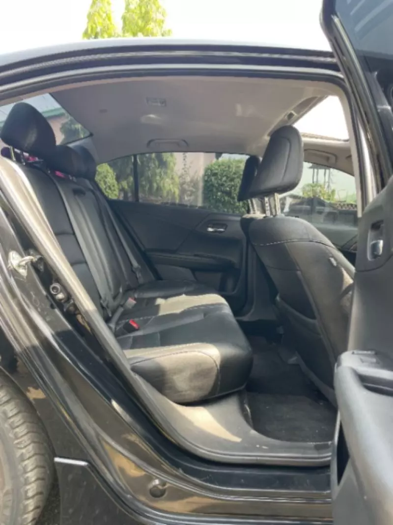 Honda Accord   - 2017