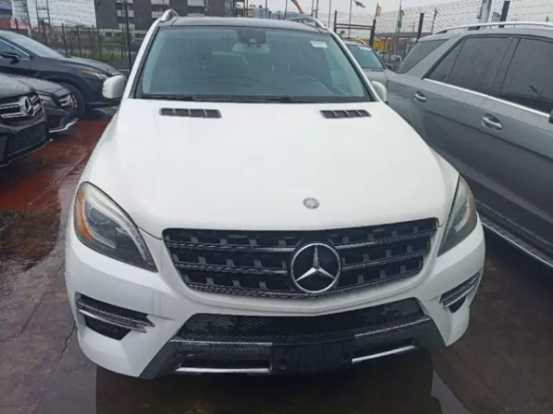 Mercedes-Benz ML 550   - 2014