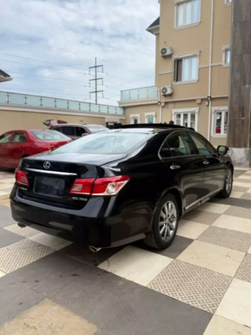 Lexus ES 350   -