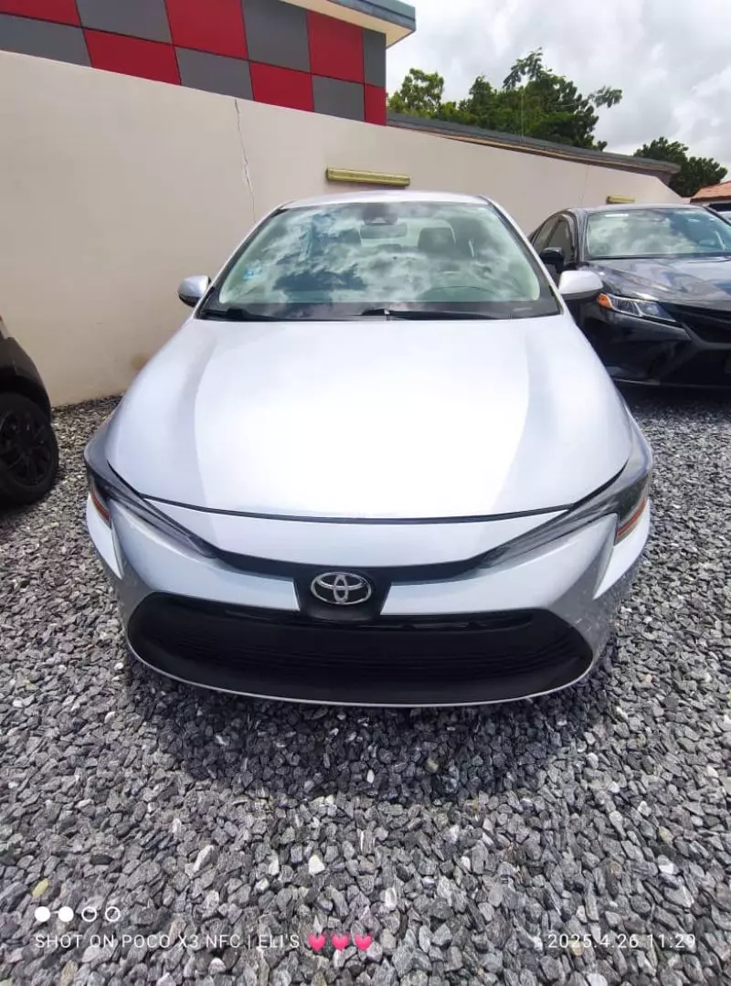 Toyota Corolla   - 2021