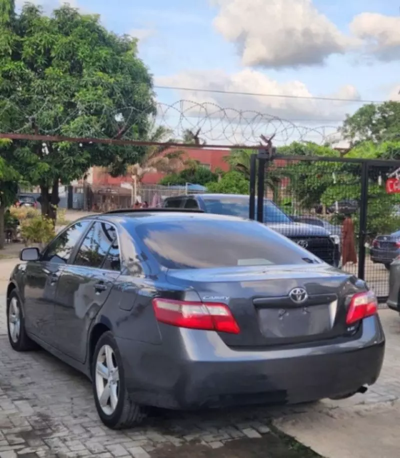 Toyota Camry   - 2007