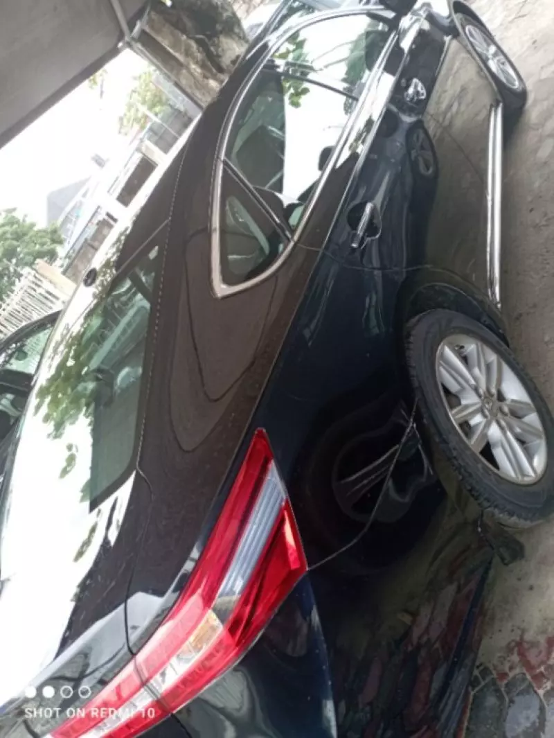 Toyota Avalon   - 2013