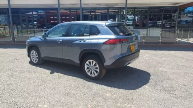 Toyota Corolla Cross   - 2024