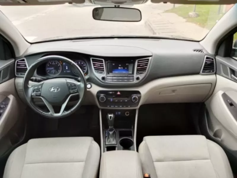 Hyundai Tucson   - 2017