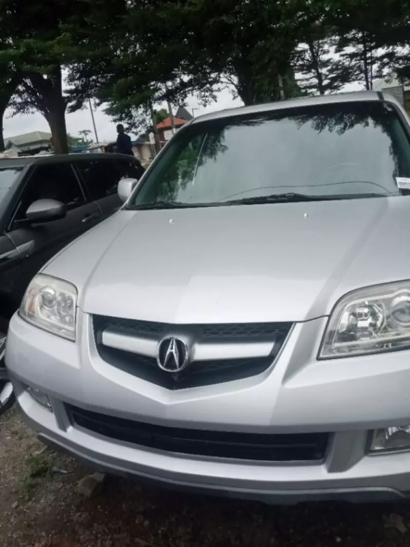 Acura MDX   - 2005
